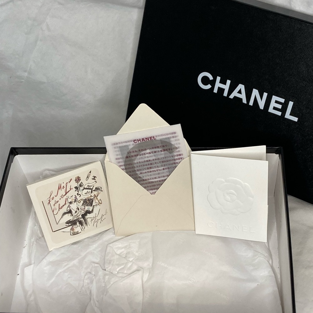 CHANEL empty shoe box